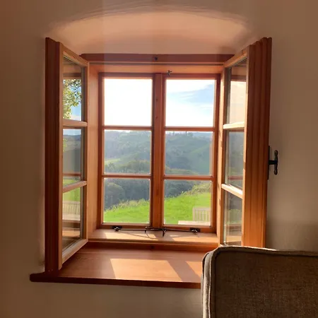 Winzerhaus Eckberg41 *