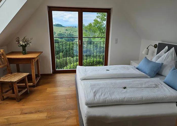 Weingartenhaus Eckberg41 * Eckberg